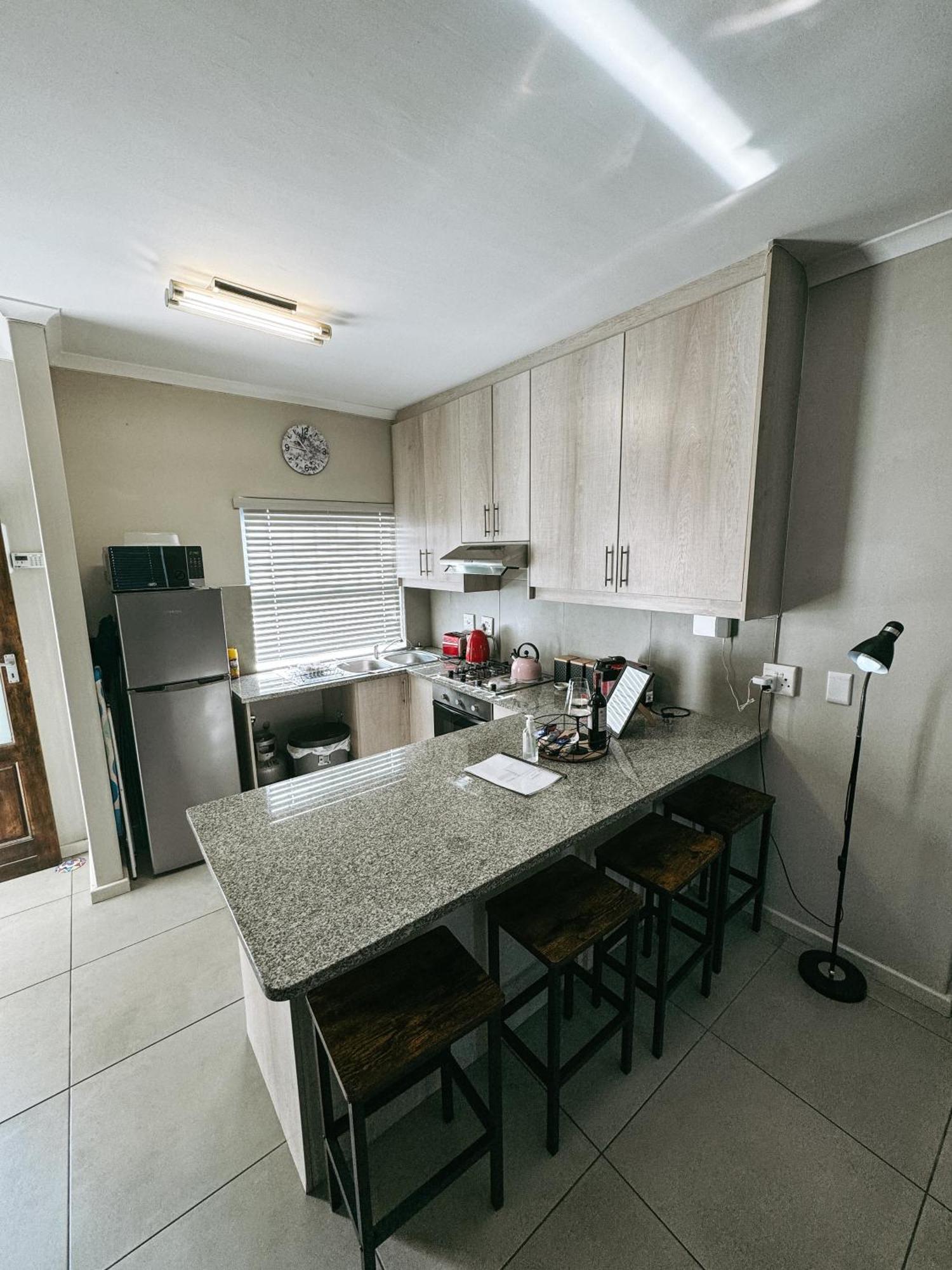 Nemesia Court Apartment Durbanville Exterior photo
