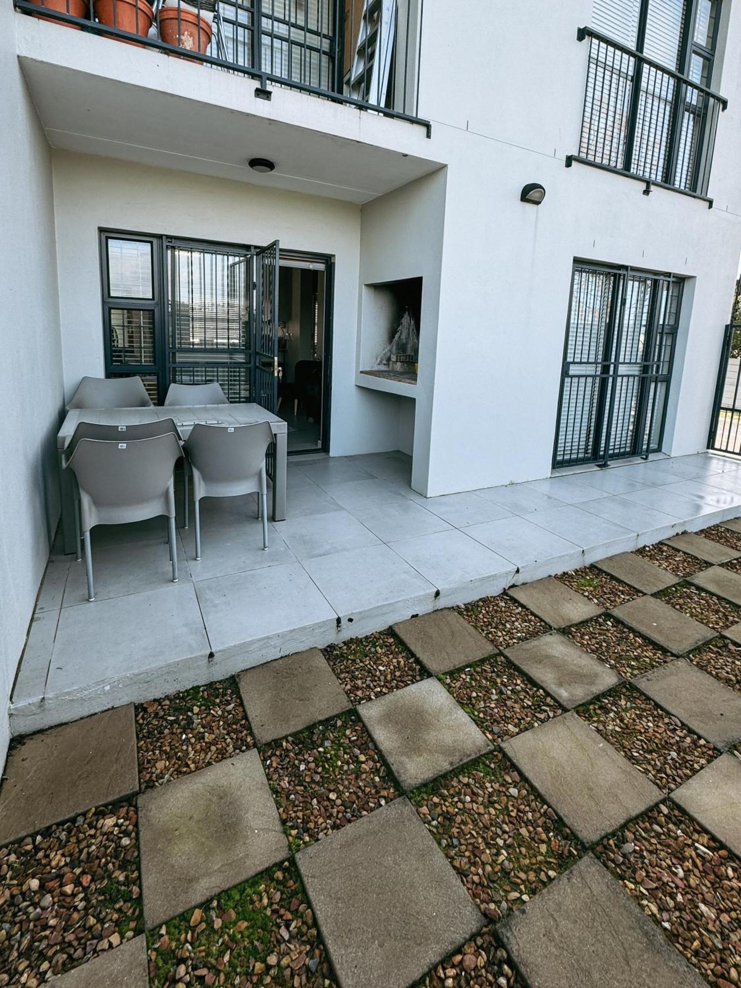 Nemesia Court Apartment Durbanville Exterior photo